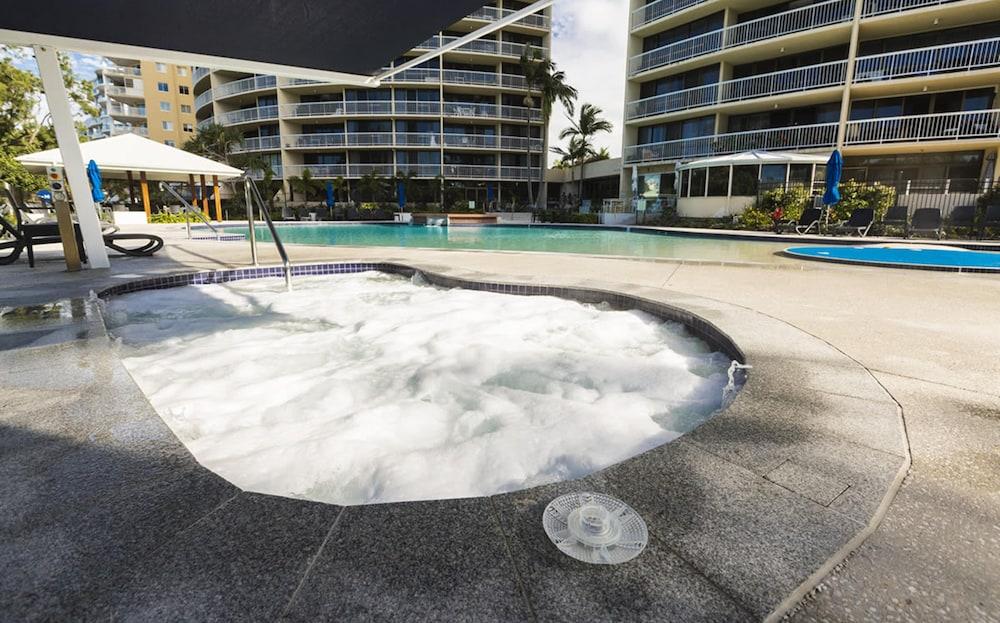 Gemini Resort Caloundra Exterior photo
